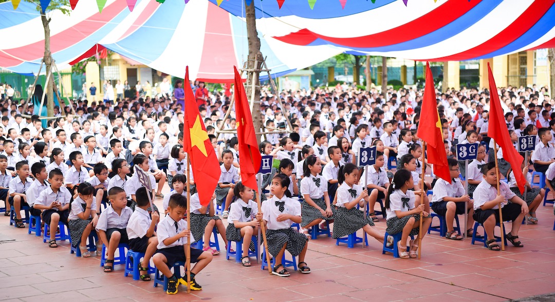 Trường[-]Tiểu[-]học[-]A[-]Thị[-]trấn[-]Văn[-]Điển[-]tưng[-]bừng[-]khai[-]giảng[-]năm[-]học[-]mới[-]